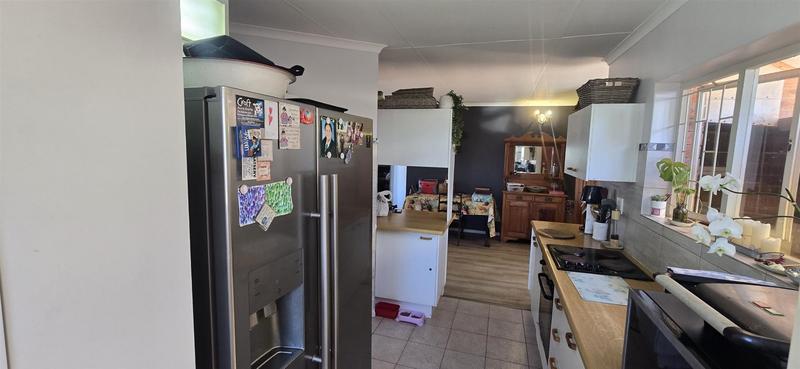 4 Bedroom Property for Sale in Reebok Western Cape